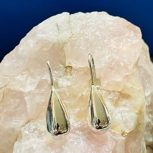 .925 Sterling silver teardrop earrings